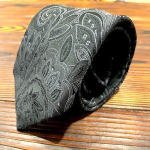 Geoffrey Beene Neck Tie